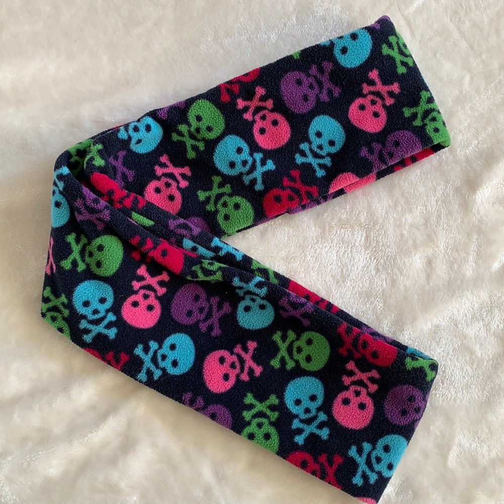 8/$20 Skull Infinity Wrap Scarf